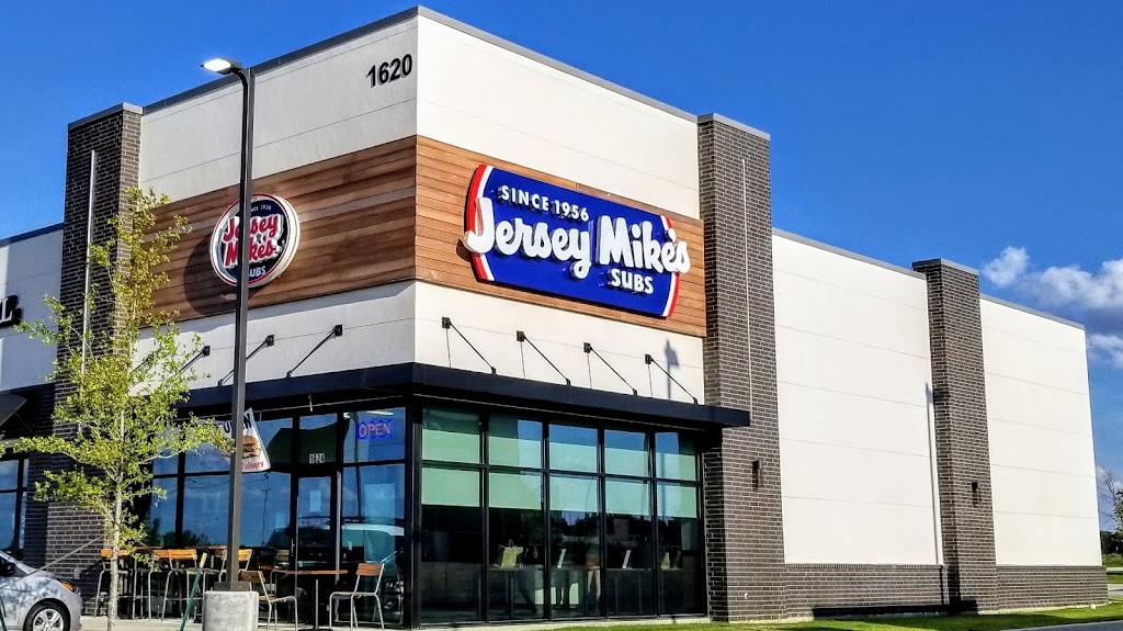 Jersey Mikes Subs | 1624 Basswood Blvd, Fort Worth, TX 76131, USA | Phone: (817) 502-6400