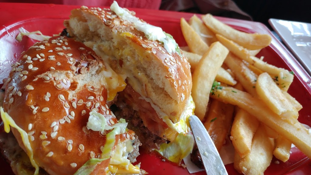 Red Robin Gourmet Burgers and Brews | 101 E Brannon Rd, Nicholasville, KY 40356, USA | Phone: (859) 971-1991