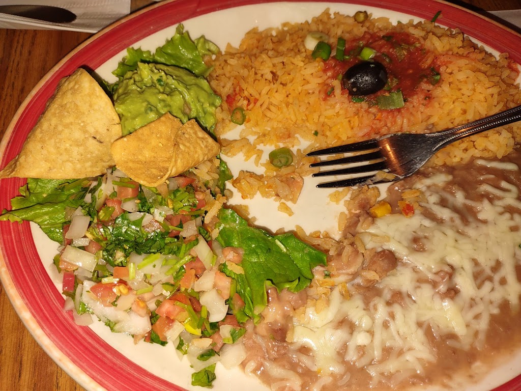 La Cocina Bar & Grill | 28022 Seco Canyon Rd, Santa Clarita, CA 91390, USA | Phone: (661) 297-4546