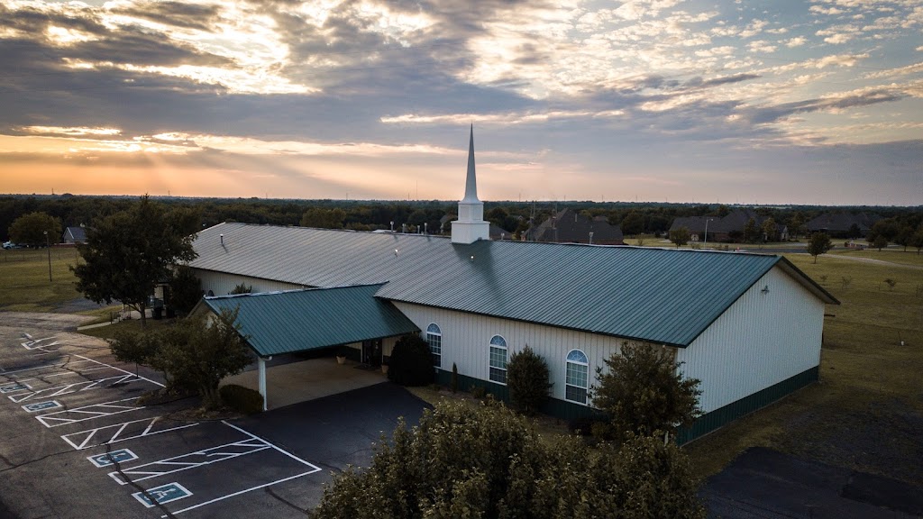 Deer Creek Church of Christ - church  | Photo 1 of 3 | Address: 6225 NW 178th St, Edmond, OK 73012, USA | Phone: (405) 715-2384