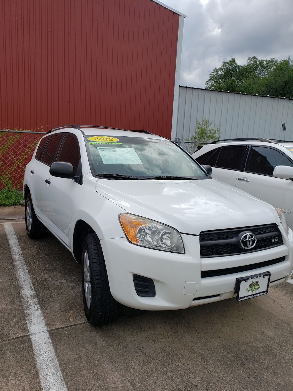 Green and White Auto Sales | 1020 Spring Cypress Rd, Spring, TX 77373, USA | Phone: (281) 350-5186