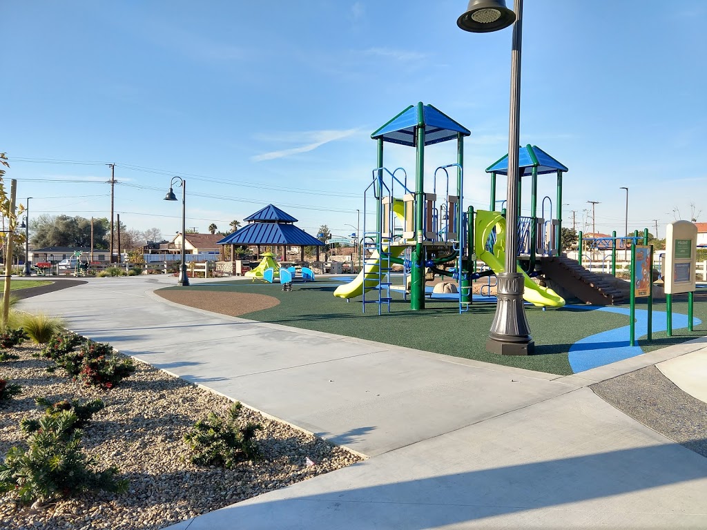 Joe Sampson Park | 650 W Randall Ave, Rialto, CA 92376, USA | Phone: (909) 421-4949