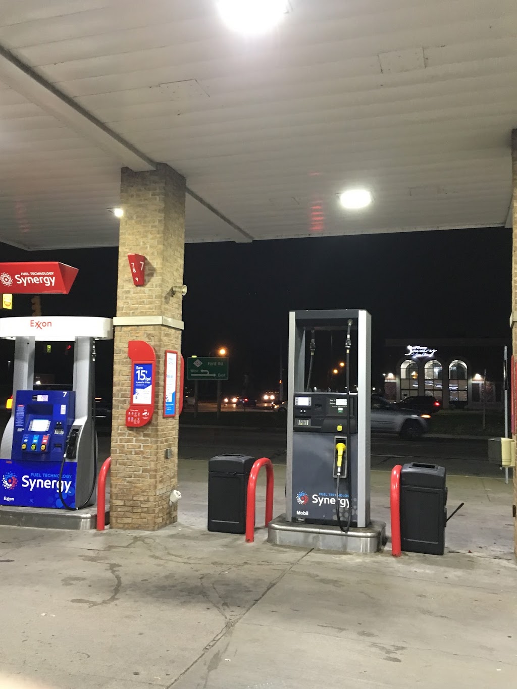 Exxon | 14545 Ford Rd, Dearborn, MI 48126, USA | Phone: (318) 747-5555