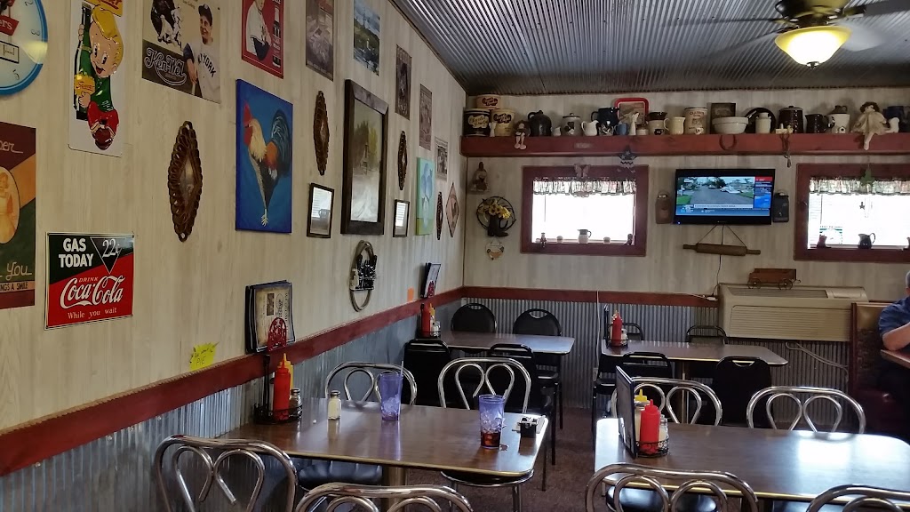 Wagon Wheel Express | 202 W Main St, Marion, KS 66861, USA | Phone: (620) 382-3544