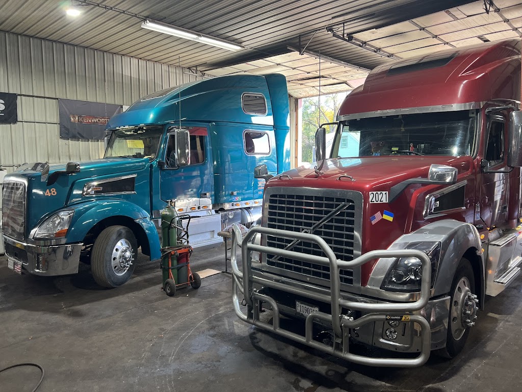 STS&R LLC Semi Truck Service & Repair | 32270 IL-83 Unit 4, Grayslake, IL 60030, USA | Phone: (224) 703-8879