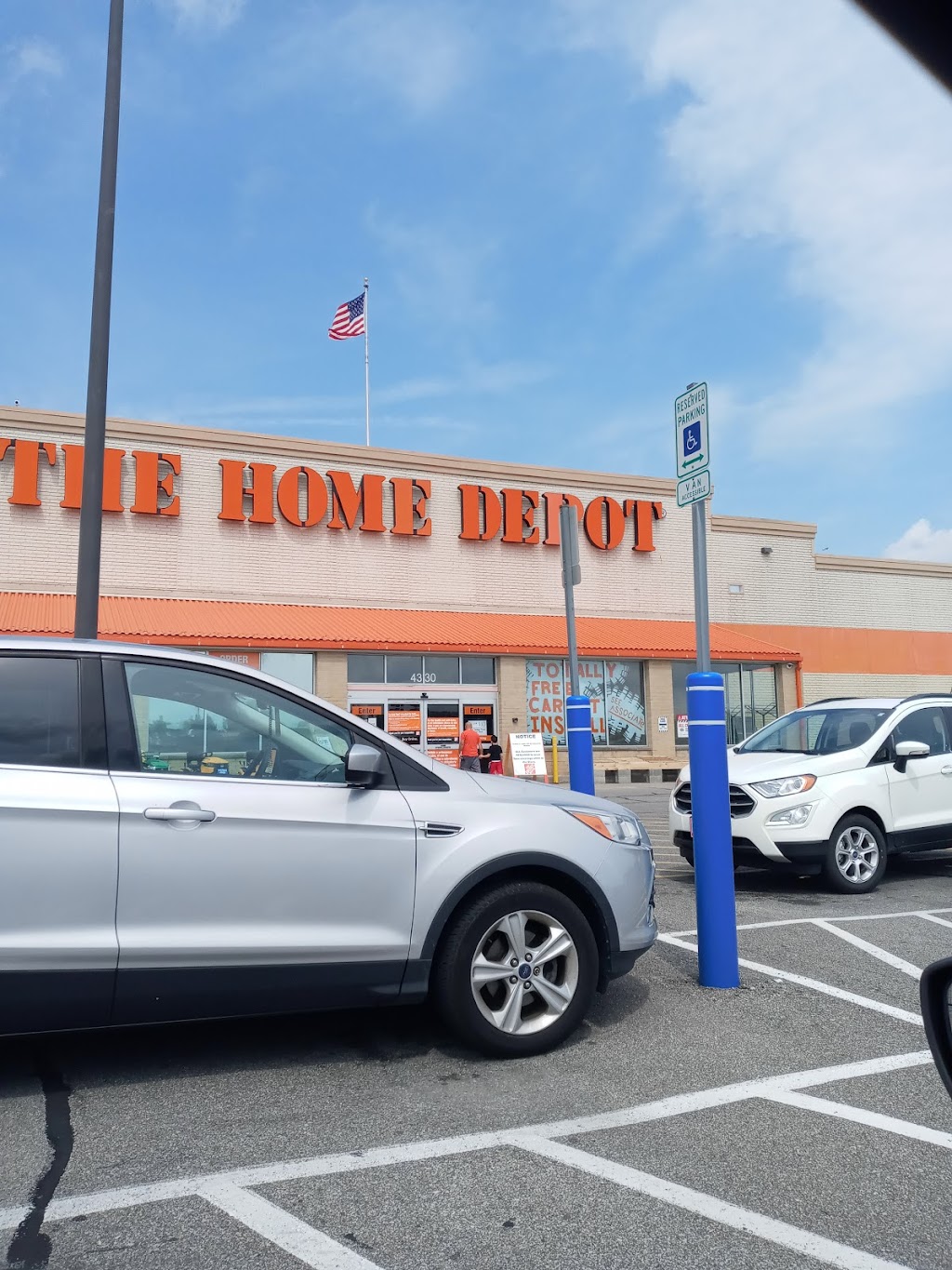 The Home Depot | 4330 N Leavitt Rd, Lorain, OH 44053, USA | Phone: (440) 282-4066