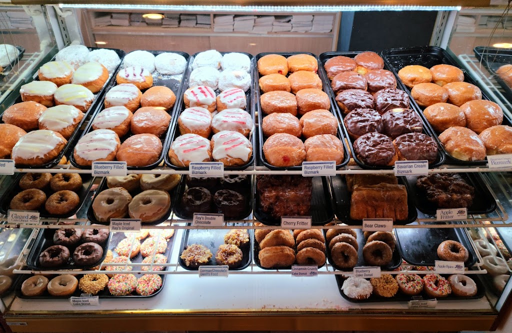 LaMars Donuts and Coffee - bakery  | Photo 4 of 10 | Address: 133 McCaslin Blvd, Louisville, CO 80027, USA | Phone: (720) 890-3875