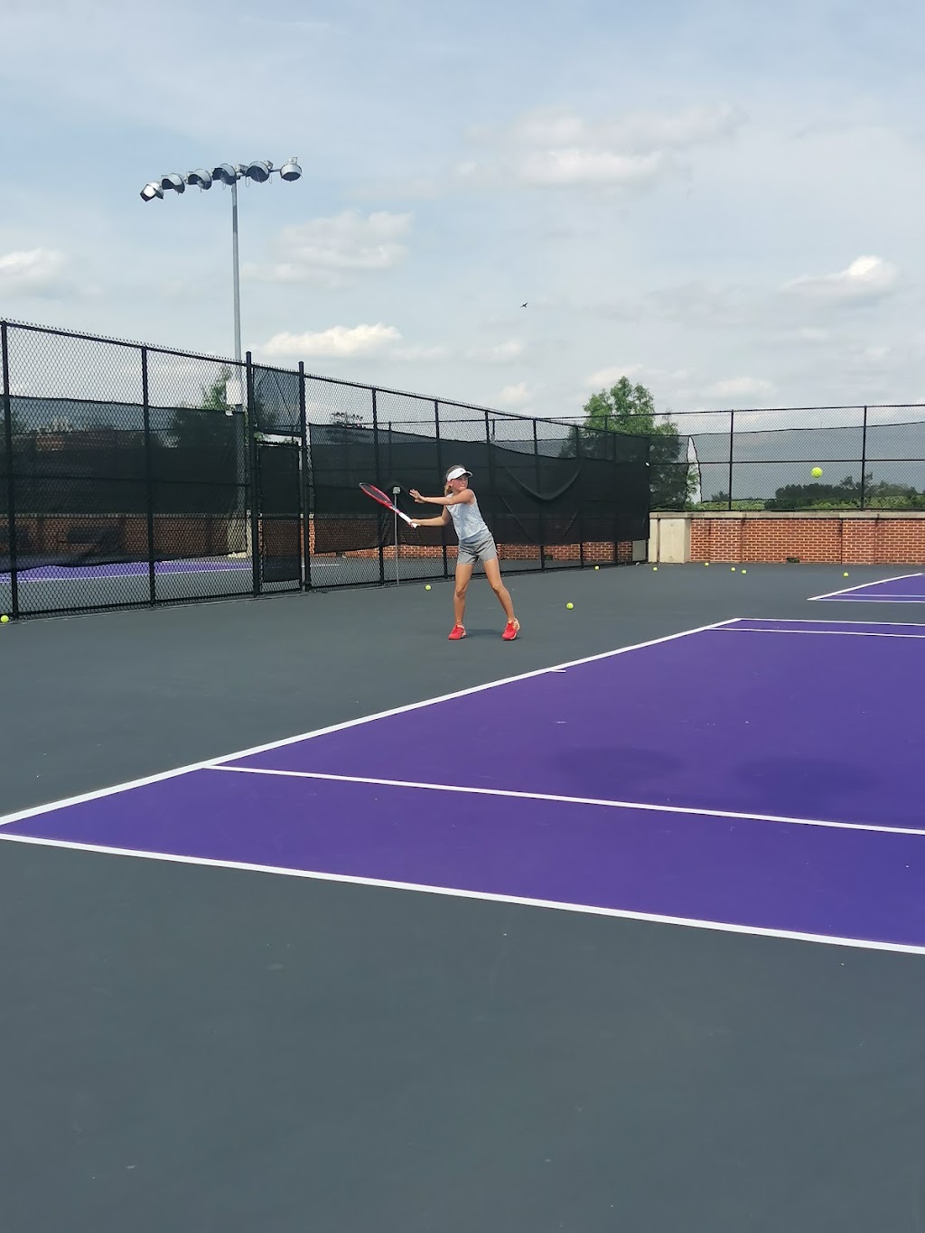 Huston-Marsh-Griffith Tennis Center | 4112 Belmont Blvd, Nashville, TN 37215, USA | Phone: (615) 966-1000