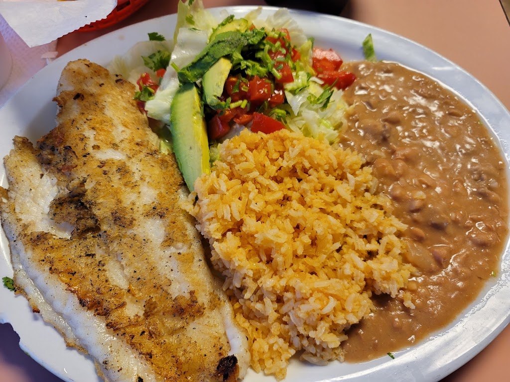 Conchitas Mexican Restaurant | 8641 S Mendocino Ave, Parlier, CA 93648, USA | Phone: (559) 574-2420