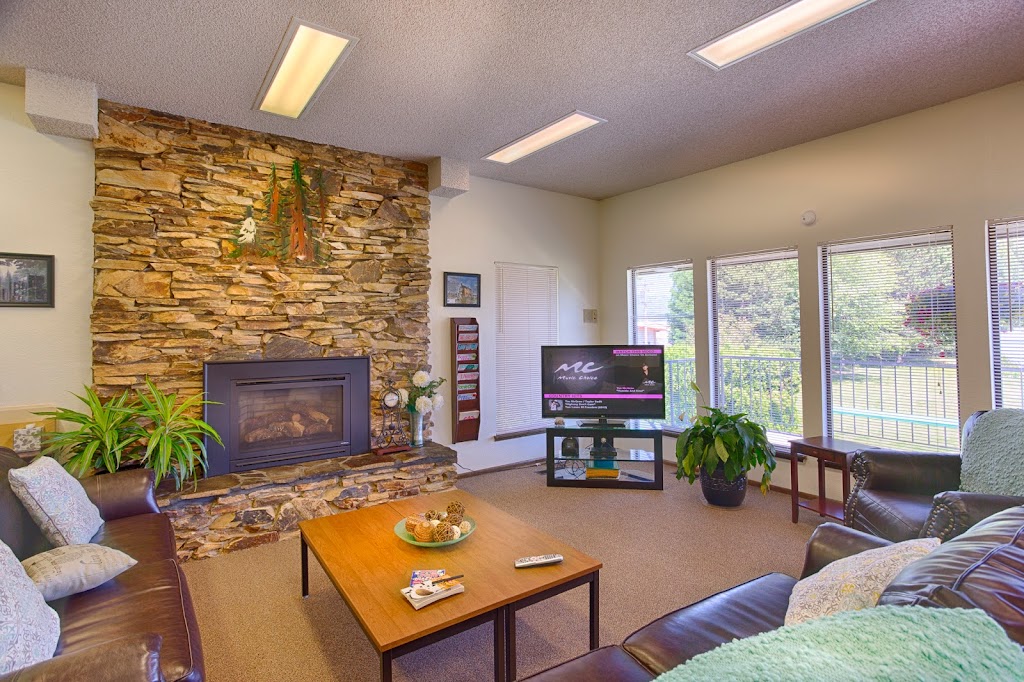 Mountain Villa | 1099 Mountain Villa Dr, Enumclaw, WA 98022, USA | Phone: (360) 825-3733