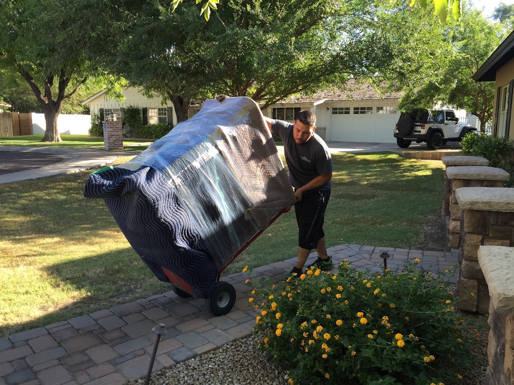 Strong College Students Movers Tampa | #200, 1717 E Busch Blvd suite 200, Tampa, FL 33612 | Phone: (813) 333-2468