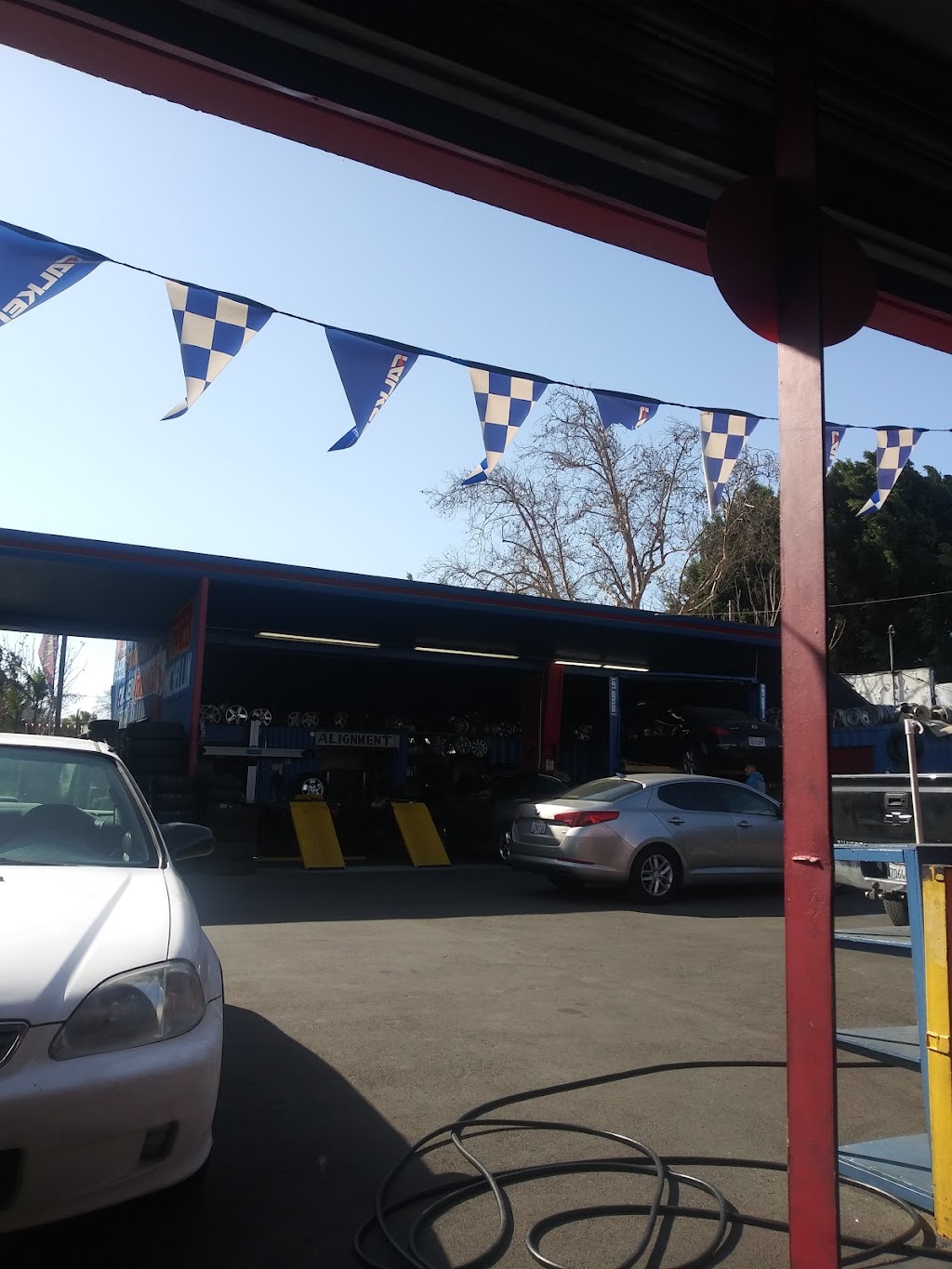 Fernandez Tires and Wheel Alignment | 4225 E Compton Blvd, Compton, CA 90221, USA | Phone: (310) 632-9145