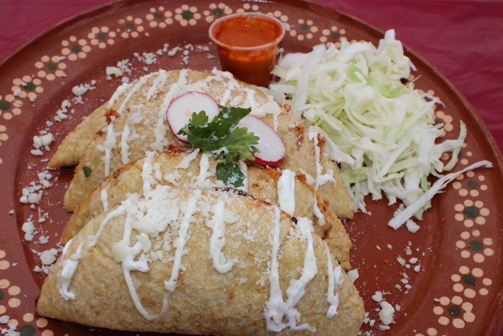 MAMA CHILA MENUDO | 8200 Hooper Ave., Los Angeles, CA 90001, USA | Phone: (916) 890-7576