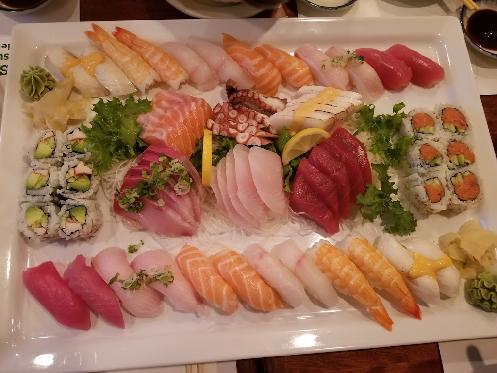 Lees Wayne Sushi | Glen Ridge Shopping Center, 1475 NJ-23, Wayne, NJ 07470, USA | Phone: (973) 694-2425