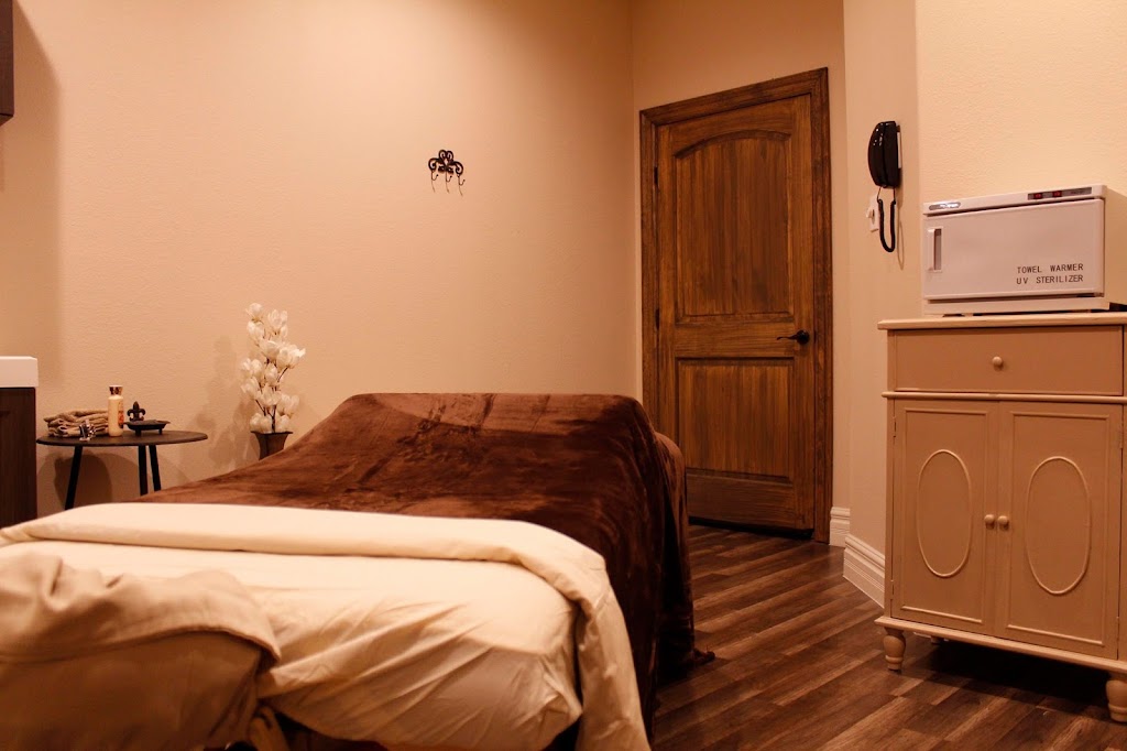 Massage Vibe - Hulen | 8101 Boat Club Rd suite. 310, Fort Worth, TX 76179, USA | Phone: (682) 241-6585