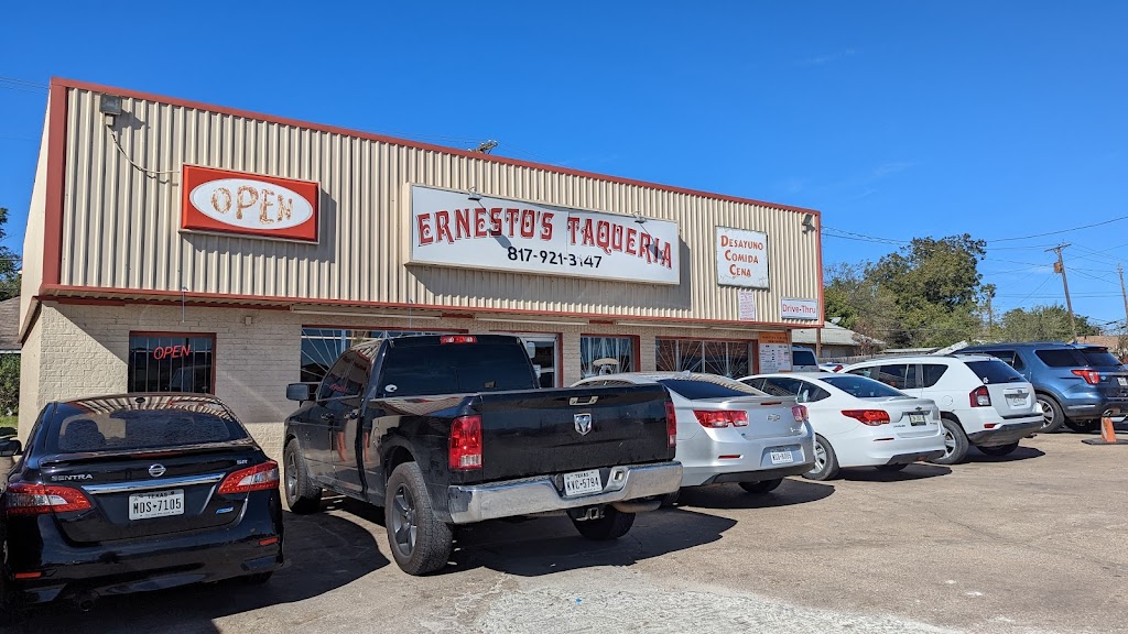 Ernestos Taqueria | 4050 Hemphill St, Fort Worth, TX 76110, USA | Phone: (817) 921-3147