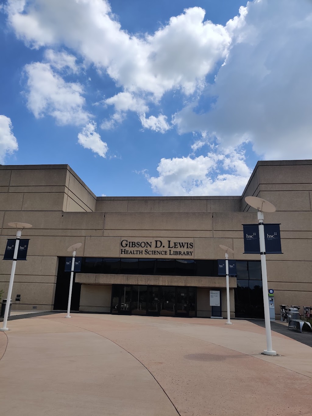 Gibson D. Lewis Health Science Library | 927 Montgomery St, Fort Worth, TX 76107, USA | Phone: (817) 735-2465