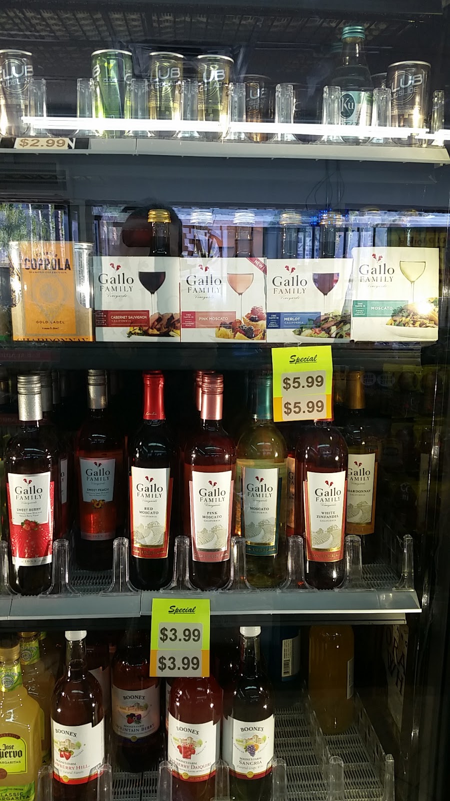 Lakeside Liquor | 31737 Riverside Dr, Lake Elsinore, CA 92530, USA | Phone: (951) 245-1620