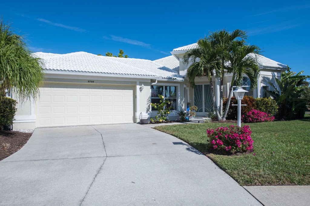 Palm Aire Realty Partners | 7497 W Country Club Dr, Sarasota, FL 34243, USA | Phone: (941) 355-6300