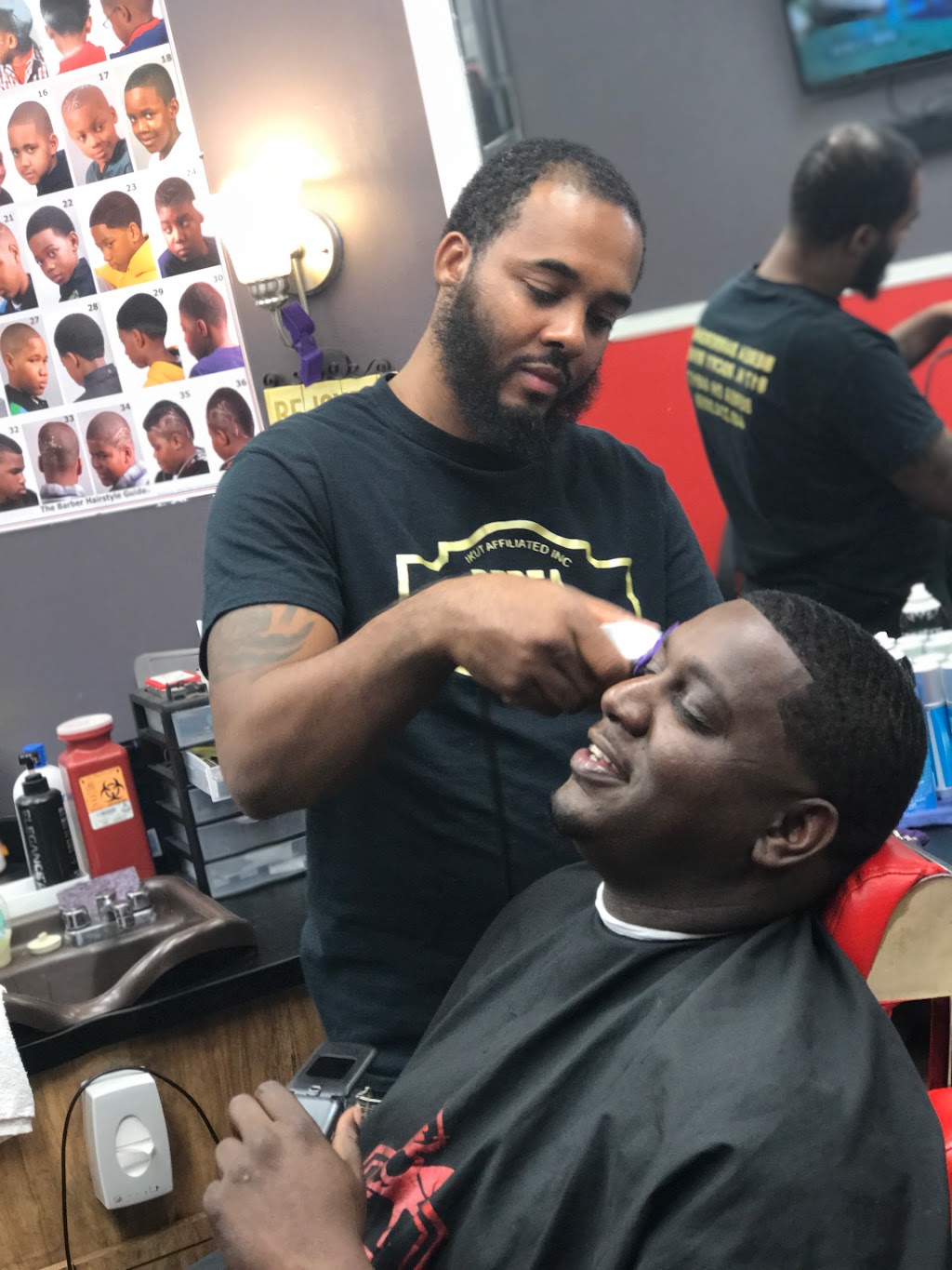 Berea Barbershop & Beauty Salon | 817 N Rocky River Dr, Berea, OH 44017 | Phone: (440) 234-0858