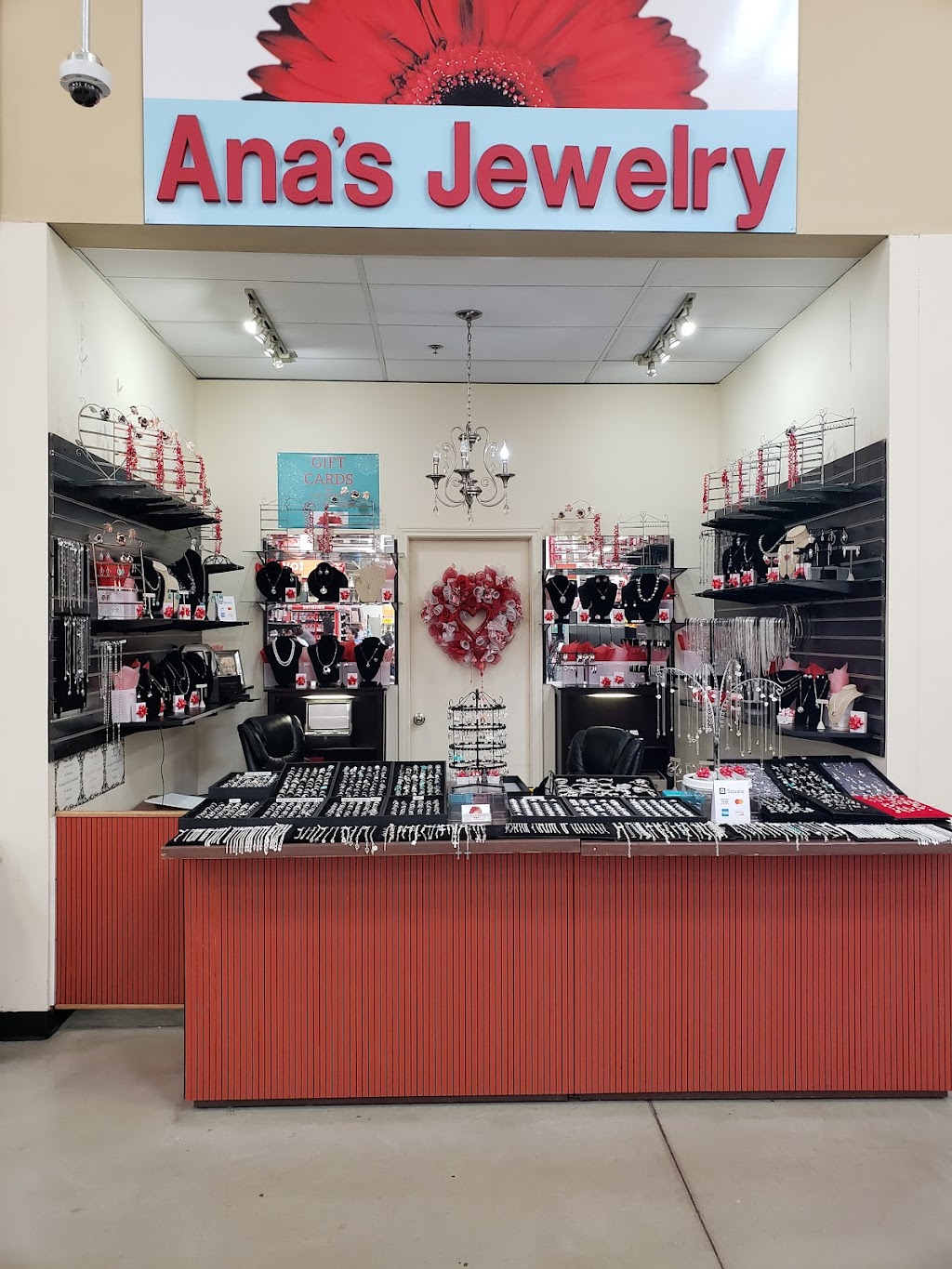 Anas Jewelry | 19337 McDonald St, Lytle, TX 78052, USA | Phone: (512) 779-3323