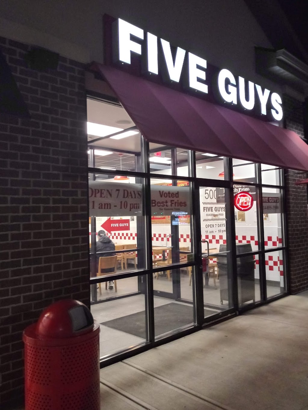 Five Guys | 5004 N Hamilton Rd, Columbus, OH 43230, USA | Phone: (614) 855-3500