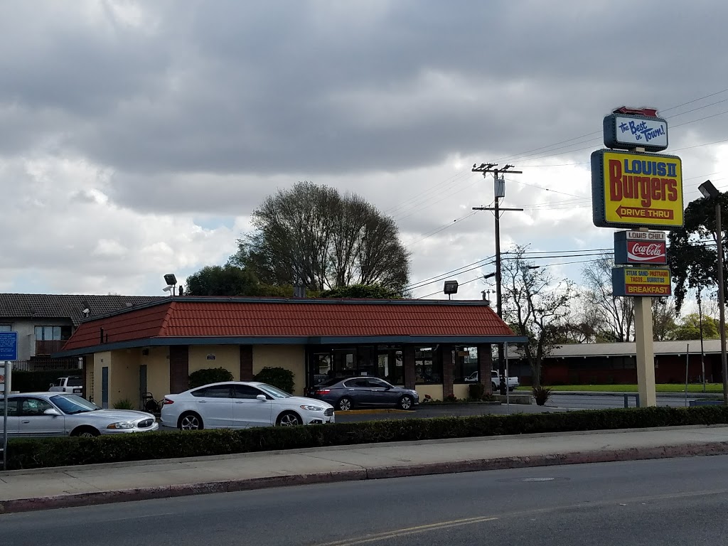 Louis Burgers II | 1501 Rosecrans Ave, Compton, CA 90221 | Phone: (310) 603-9547