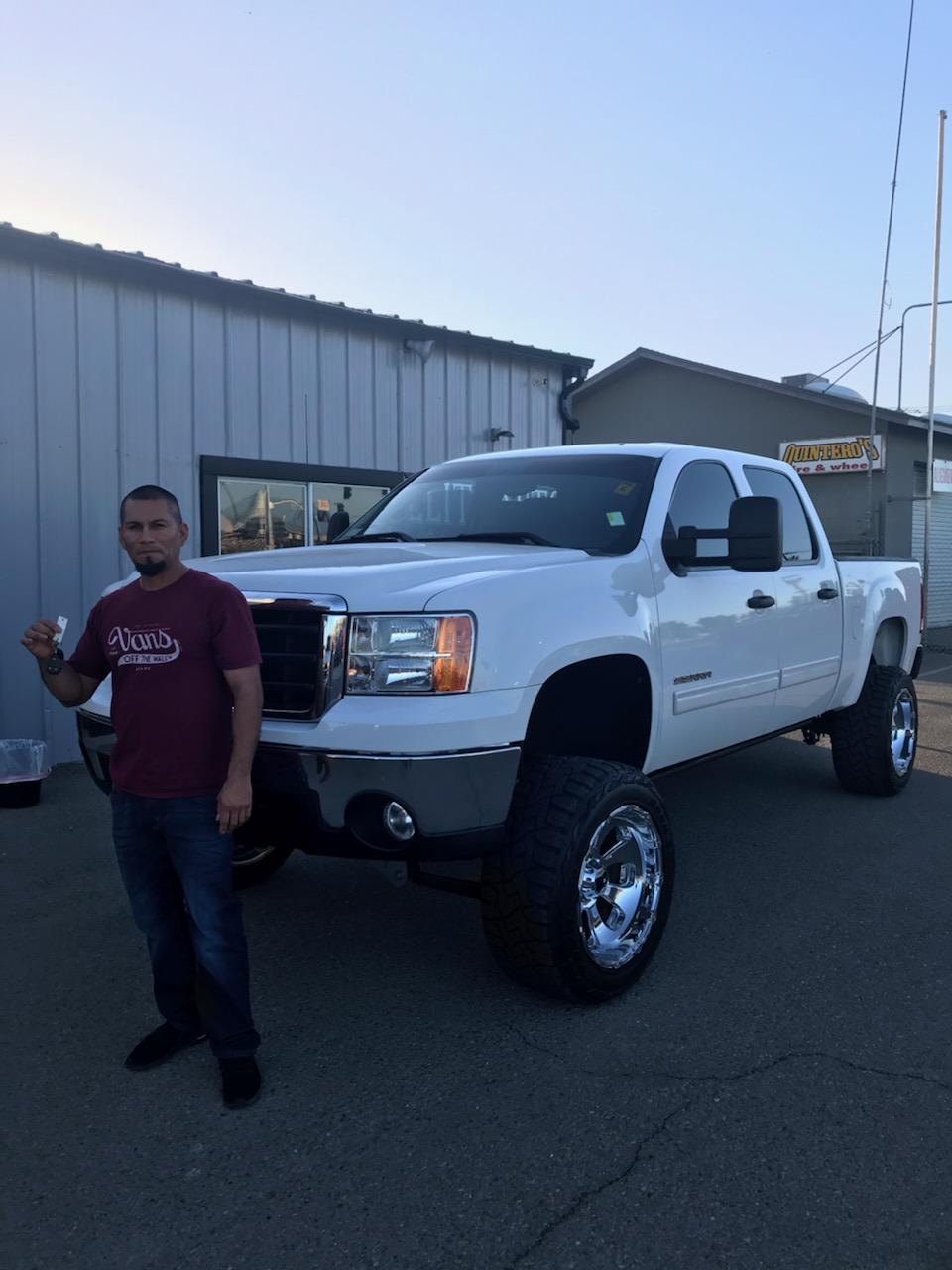 Elite Auto Wholesale Inc. Dinuba | 159 W Whittaker Way B, Dinuba, CA 93618, USA | Phone: (559) 595-1111