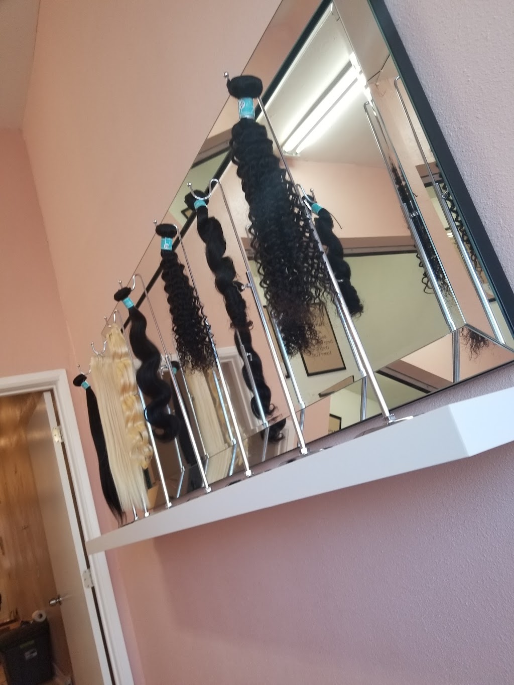 Empress Hair Bar | 2722 W Manchester Blvd, Inglewood, CA 90305, USA | Phone: (323) 880-8620