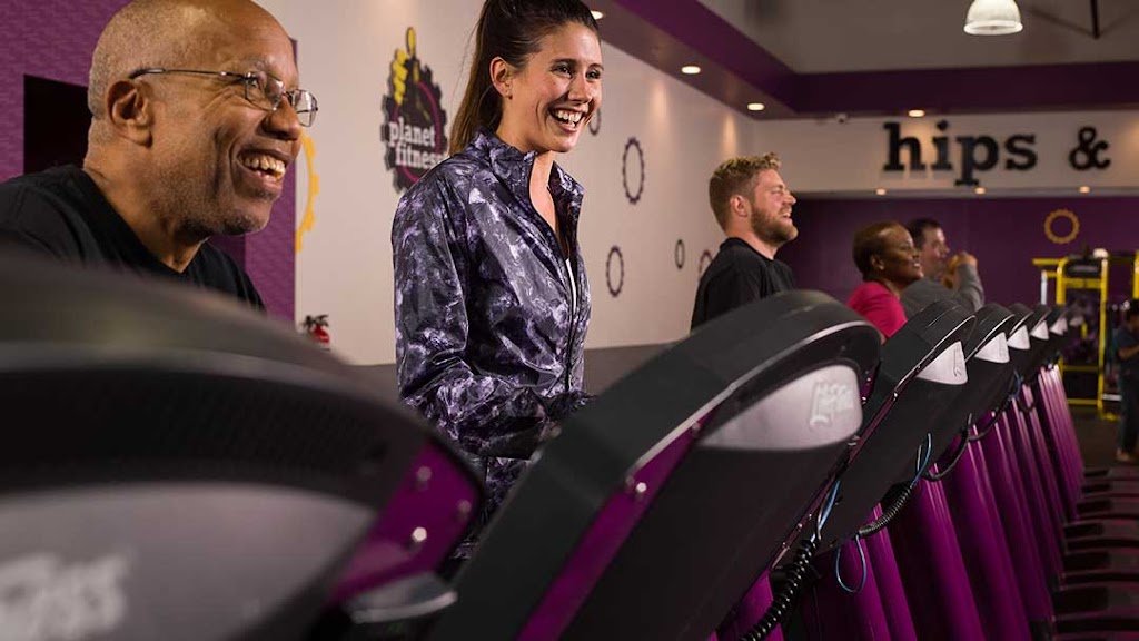 Planet Fitness | 695 Providence Hwy, Dedham, MA 02026, USA | Phone: (781) 355-4000