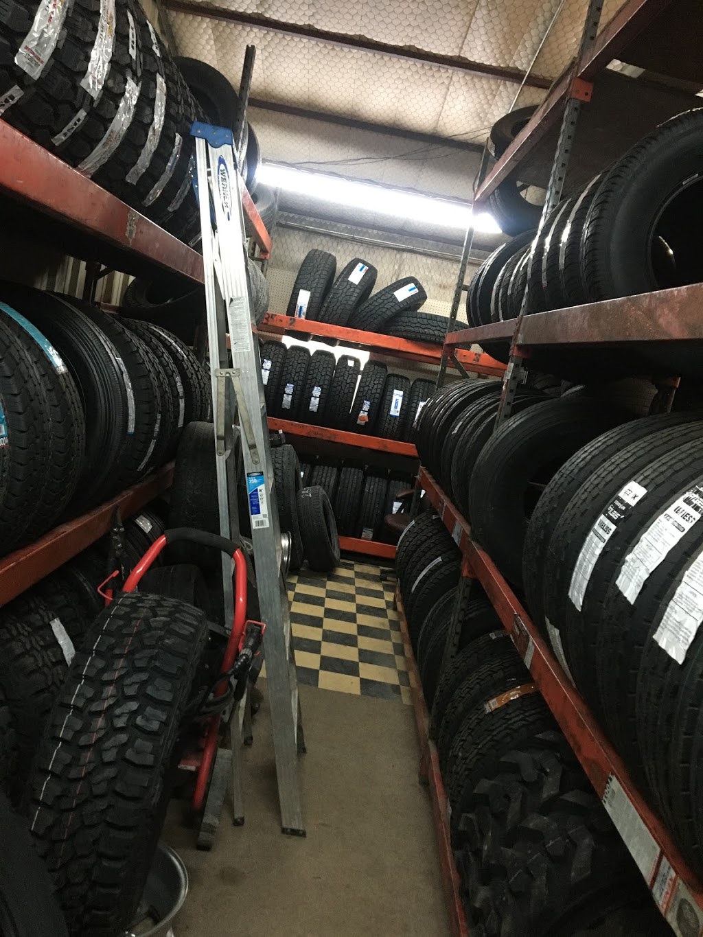 H & H Tire Shop & Road Service+ | 9320 E US Hwy 377, Cresson, TX 76035, USA | Phone: (817) 396-4880