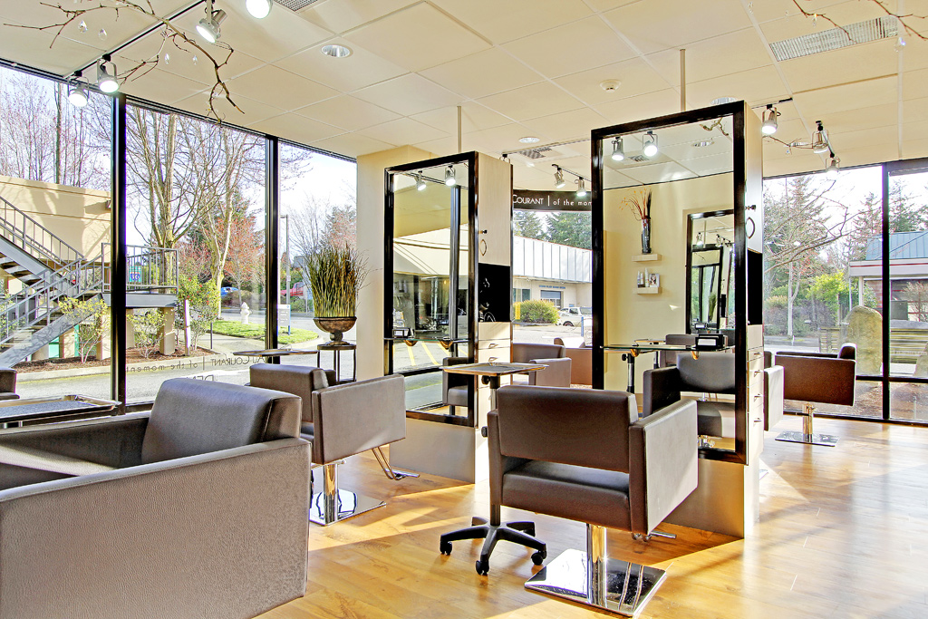 Au Courant Salon & The DEN, POSH Wardrobe Consulting | 7900 SE 28th St, Mercer Island, WA 98040, USA | Phone: (206) 232-1336