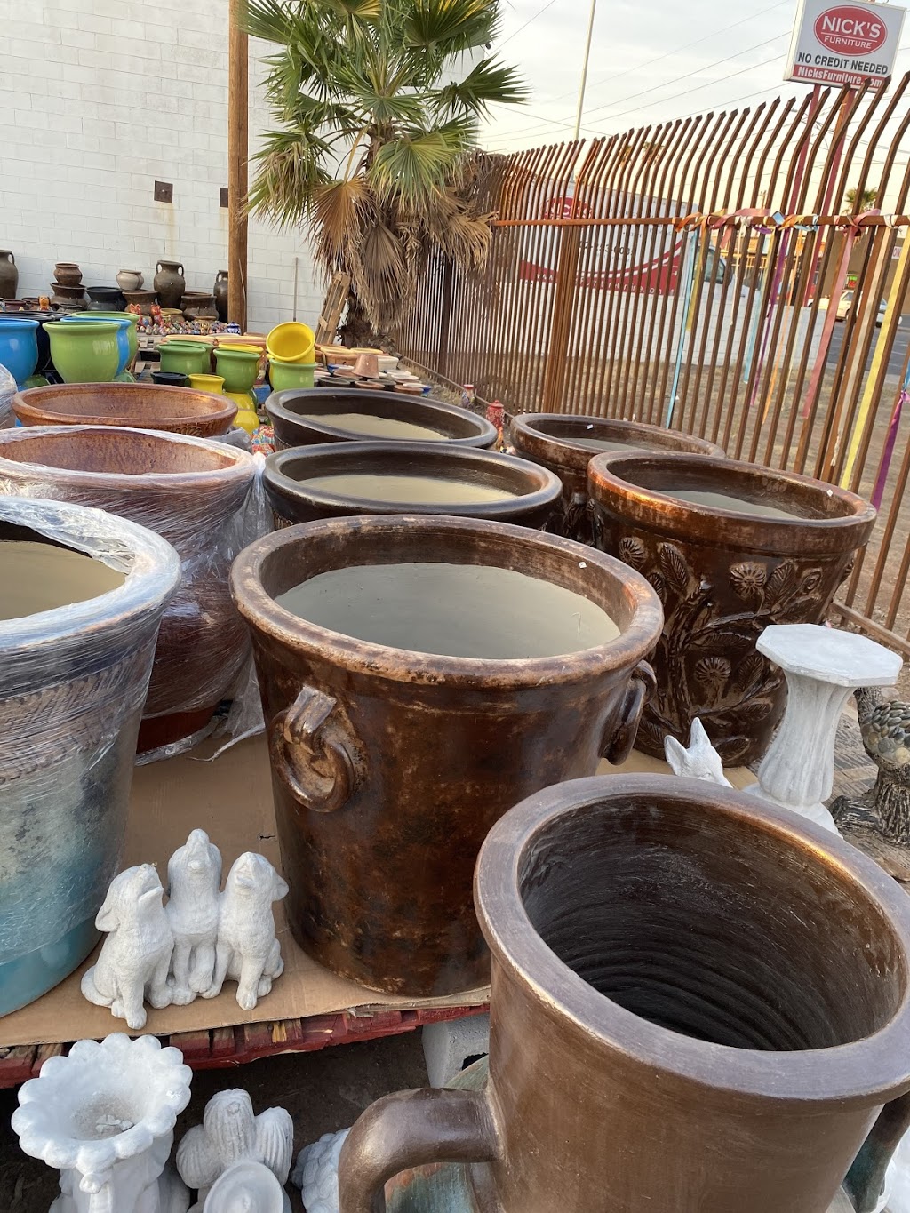 Rosa Mexicano pottery | 2525 N 16th St, Phoenix, AZ 85006, USA | Phone: (602) 872-4802