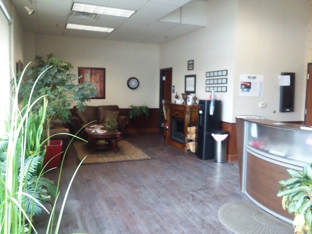 K.C. COLORS AUTO BODY MERRIAM | 7222 W Frontage Rd, Merriam, KS 66203, USA | Phone: (913) 647-8878