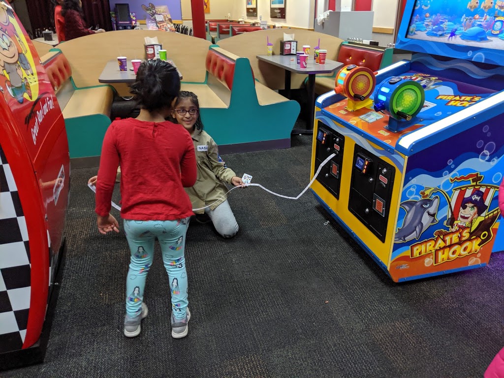 Chuck E. Cheese | 2990 Cumberland Blvd SE, Atlanta, GA 30339, USA | Phone: (770) 435-1520