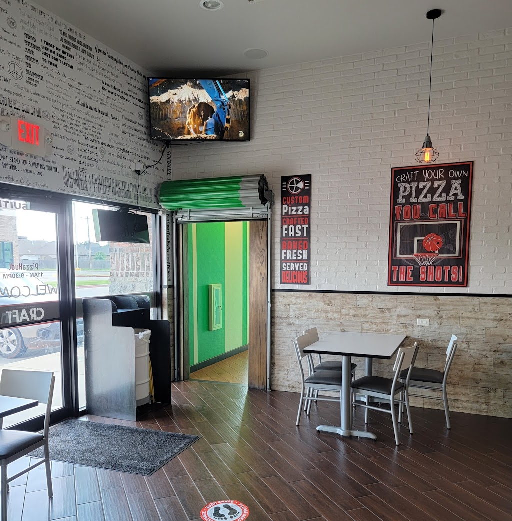 PizzaHudl | 1924 S Santa Fe Ave, Moore, OK 73160, USA | Phone: (405) 703-8721