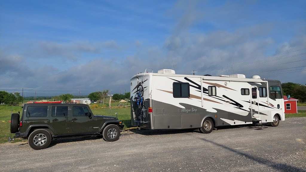 Mobile Family RV Center LLC | 1163 Farm-To-Market Rd 78, Marion, TX 78124, USA | Phone: (830) 420-7060