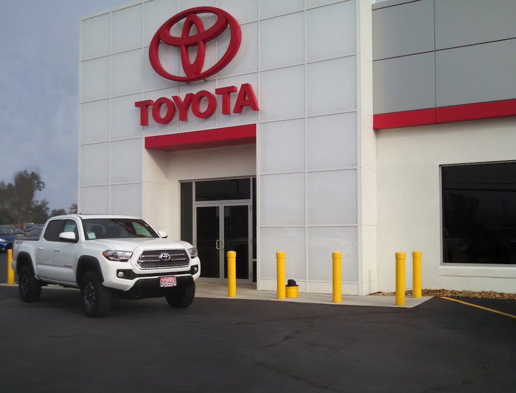 Toyota Of Wooster | 1363 W Old Lincoln Way, Wooster, OH 44691, USA | Phone: (800) 589-8797