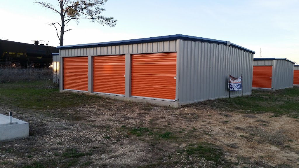 Trackside Self Storage | 1156 TX-81, Grandview, TX 76050, USA | Phone: (214) 335-6184