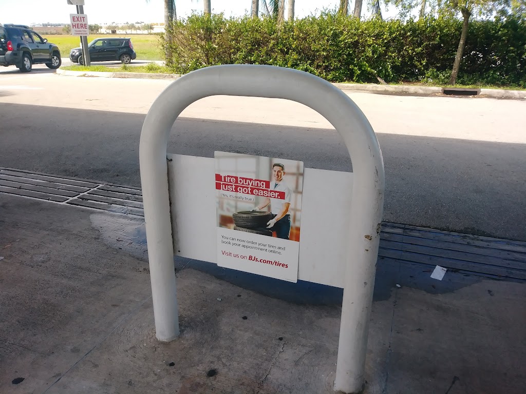 BJs Gas Station | 650 SE 8th St, Homestead, FL 33034, USA | Phone: (305) 508-3000