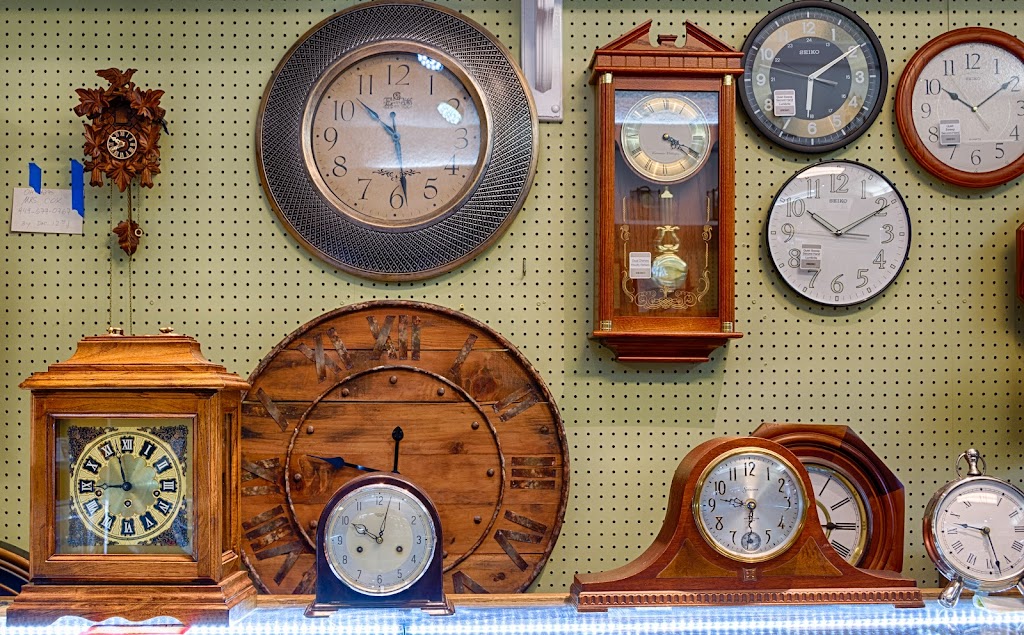 Del Mar Watch & Clock Shop | 217 Avenida Del Mar, San Clemente, CA 92672, USA | Phone: (949) 498-5214