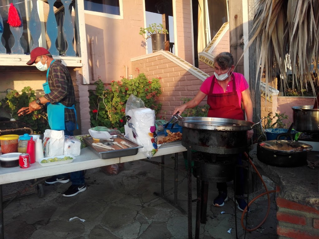 Veronicas Tacos | 22746 Rosarito, Baja California, Mexico | Phone: 661 195 2092