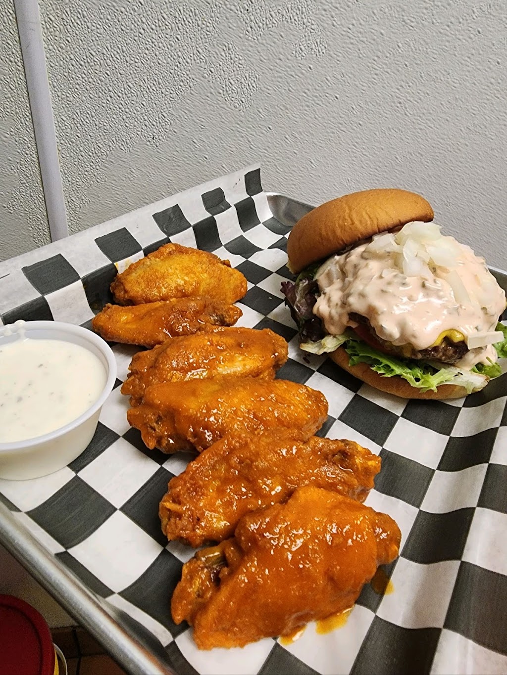 Chicagos Best Burgers | 19255 N Dale Mabry Hwy, Lutz, FL 33548, USA | Phone: (813) 803-3639