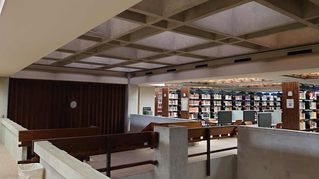 Roux Library | 841-899 Frank Lloyd Wright Way, Lakeland, FL 33803, USA | Phone: (863) 680-4164