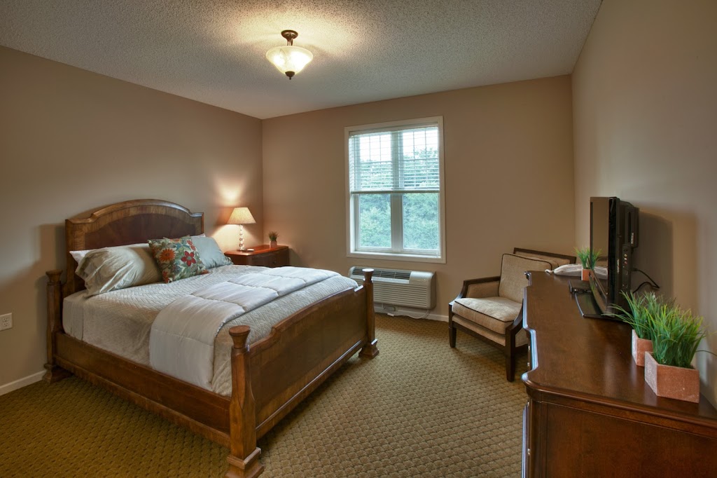 The Shores of Lake Phalen - Maplewood | 1870 E Shore Dr, Maplewood, MN 55109, USA | Phone: (651) 777-7784 The Shores of Lake Phalen - Maplewood | 1870 E Shore Dr, Maplewood, MN 55109, USA | Phone: (651) 777-7784