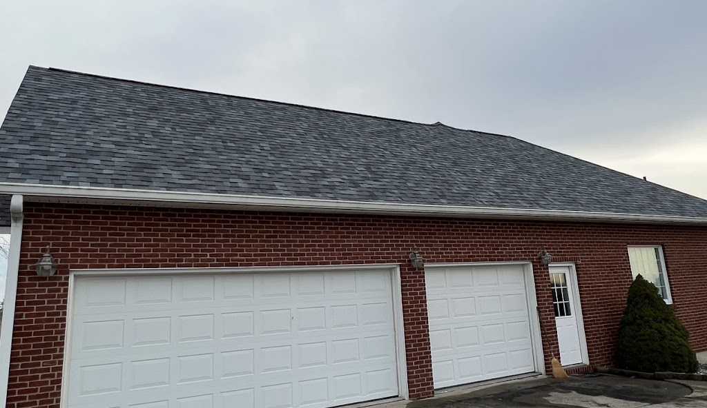 Brooks Construction Roofing | 1218 N Main St Suite D, Williamstown, KY 41097, USA | Phone: (859) 391-3972