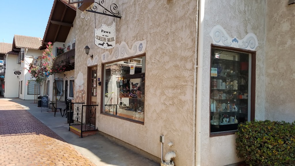Paws at the Coffee Mill | 7561 Center Ave SPC 38, Huntington Beach, CA 92647, USA | Phone: (714) 898-5111