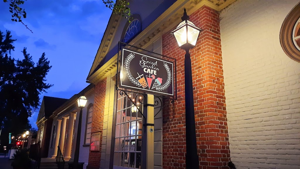 Secret Garden | 110 S Henry St, Williamsburg, VA 23185, USA | Phone: (757) 808-5318