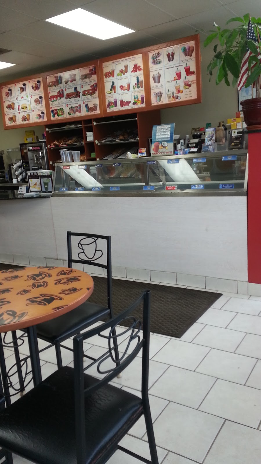 Ds Coffee Shop | 495 Sheridan Rd, Highwood, IL 60040, USA | Phone: (847) 681-8343