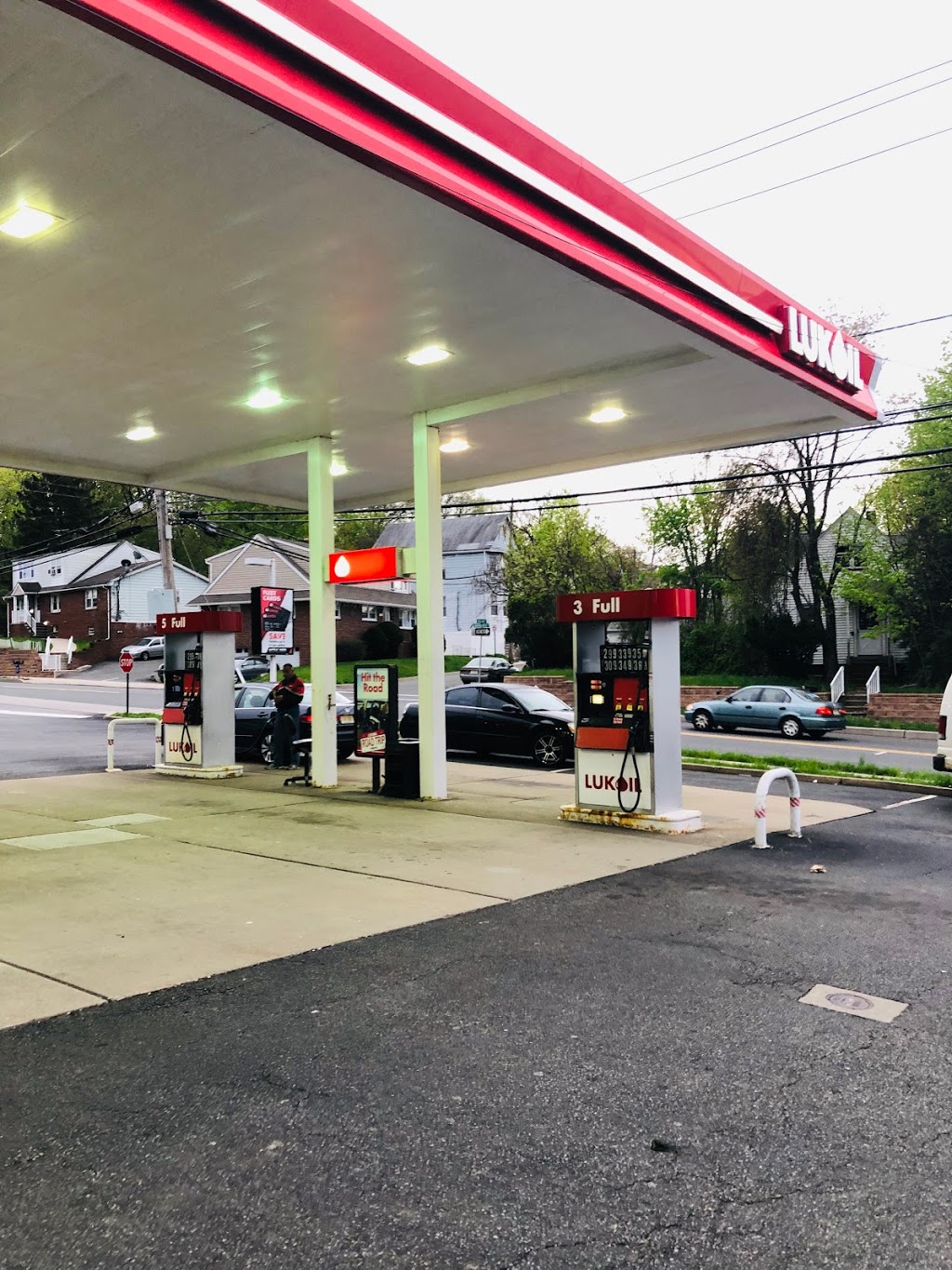 LUKOIL | 185 Squirrelwood Rd, Woodland Park, NJ 07424 | Phone: (973) 278-7337